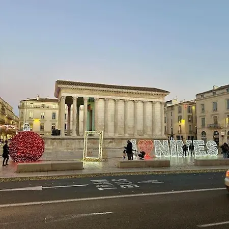 Le Petit Musée à 2 Pas Des Arènes Apartamento Nîmes