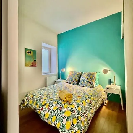 Apartment Le Petit Musee A 2 Pas Des Arenes
